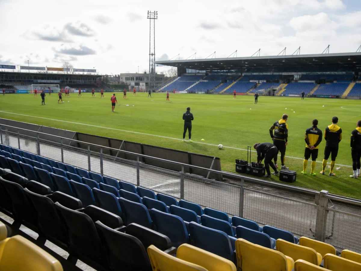 Vitesse och Almere City möts från samma playoffläge