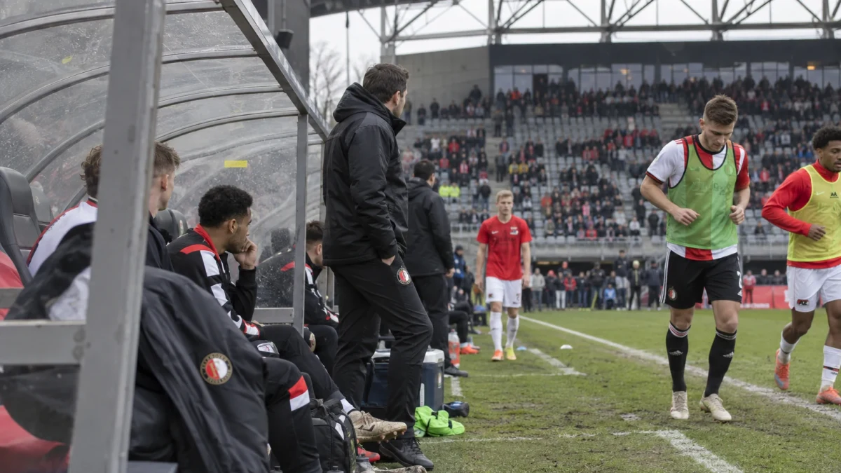 Feyenoord utmanar serieledande AZ i toppmöte